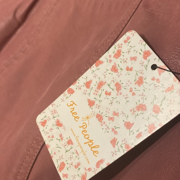 2 for $35 FREE PEOPLE Skirt Women’s Size 4 PRESSED FLOWERS ROSE PINK VEGAN SUEDE - Picture 4 of 15